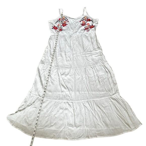 KELLY RENEÈ White Crepe Flower Embroidered Maxi Dress XLARGE - Picture 12 of 14